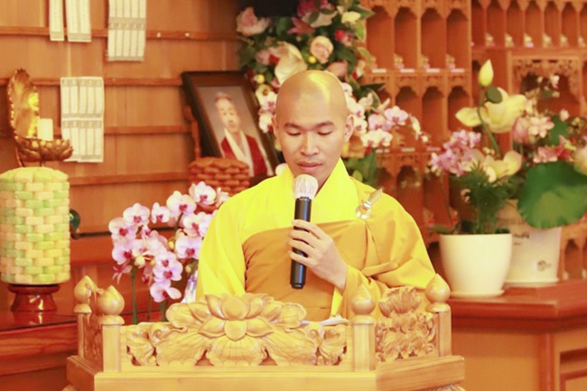 Đóa hồng viễn xứ