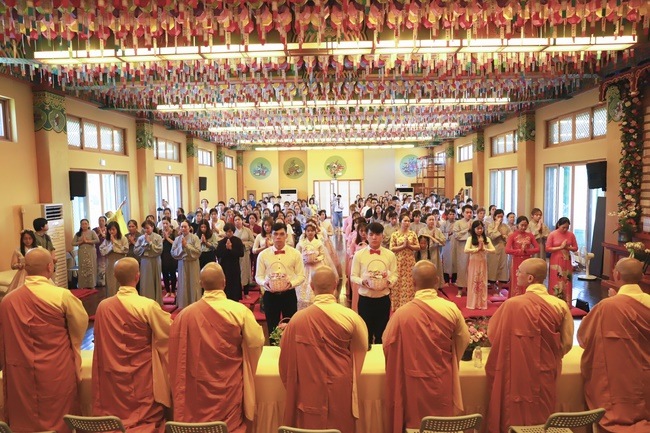 Đóa hồng viễn xứ