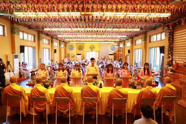 Đóa hồng viễn xứ