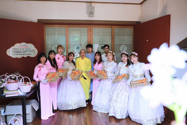 Đóa hồng viễn xứ