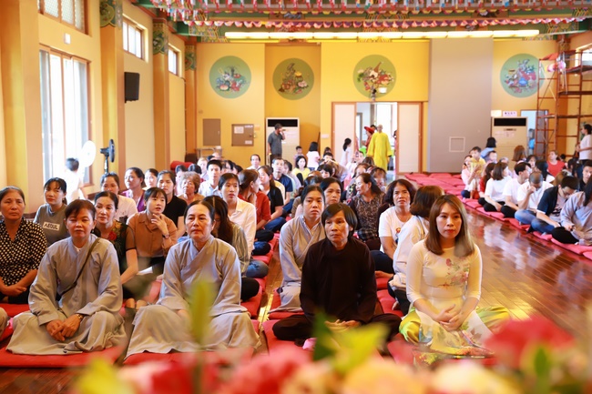 Đóa hồng viễn xứ