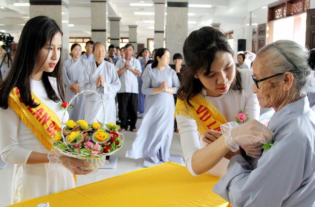 The Ullambana Ceremony at Hung Phap pagoda, Dong Nai Province