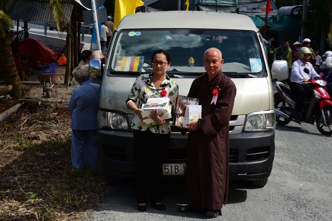 Attending the inauguration Ceremony of bridge Thoai Ha 4 in An Giang