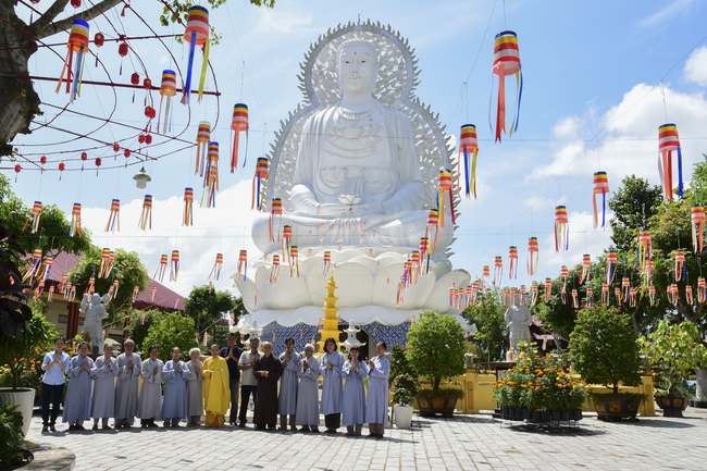 Attending the inauguration Ceremony of bridge Thoai Ha 4 in An Giang