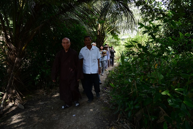 Attending the inauguration Ceremony of bridge Thoai Ha 4 in An Giang