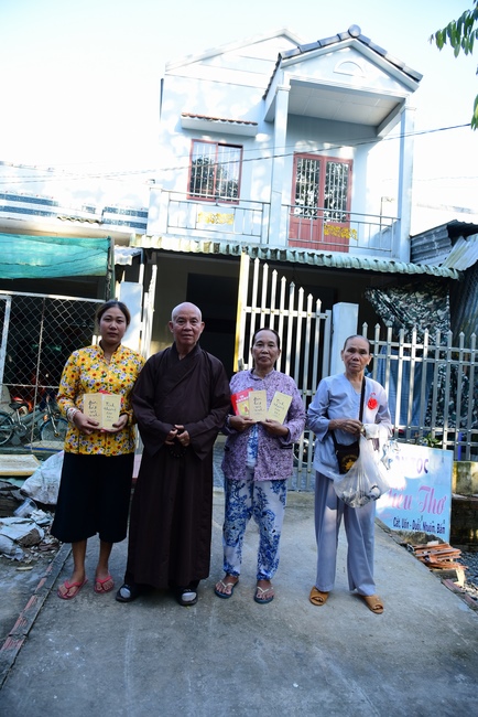 Attending the inauguration Ceremony of bridge Thoai Ha 4 in An Giang