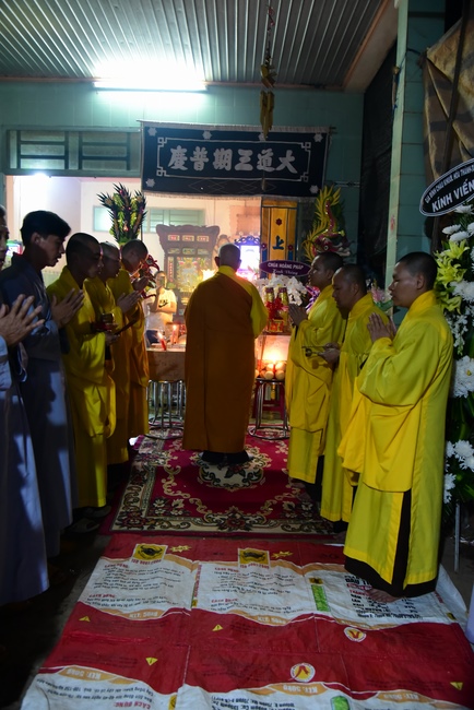 The rite praying for rebirth in Hoc Mon District and Tay Ninh
