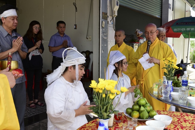 The rite praying for rebirth in Hoc Mon District and Tay Ninh