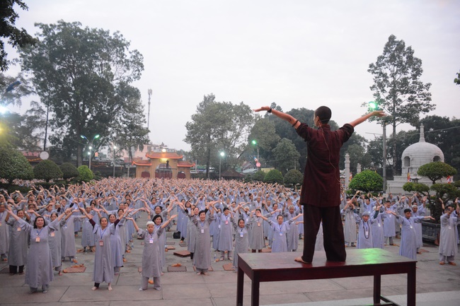 Dharma Talk “Dreaming” –  The 92ND Seven-Day Retreat