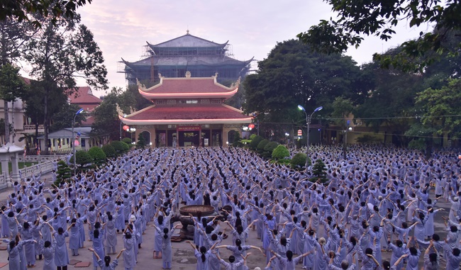 Dharma Talk “Dreaming” –  The 92ND Seven-Day Retreat