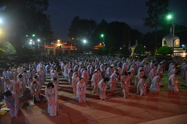 Dharma Talk “Dreaming” –  The 92ND Seven-Day Retreat