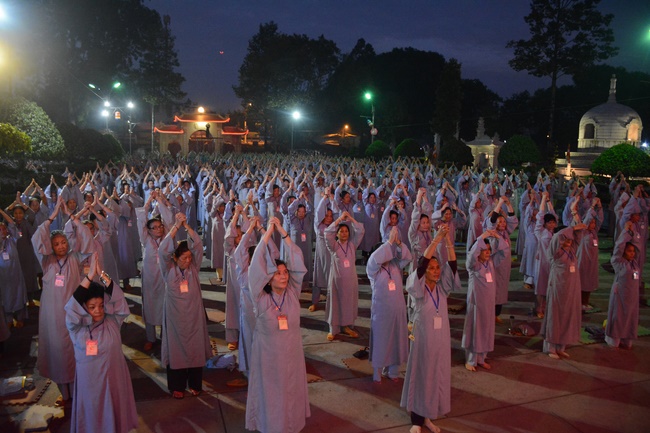 Dharma Talk “Dreaming” –  The 92ND Seven-Day Retreat