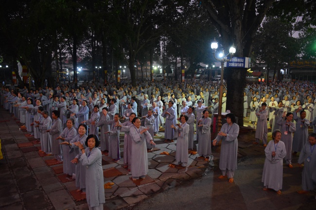 Dharma Talk “Dreaming” –  The 92ND Seven-Day Retreat