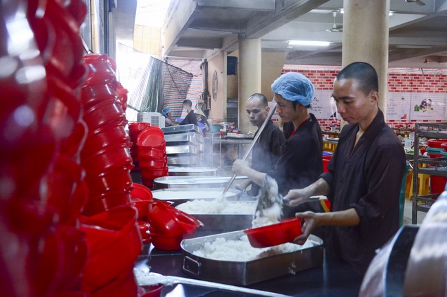 Dharma Talk “Ullmabana – the Filial Piety Season” – 92nd Seven-Day Retreat