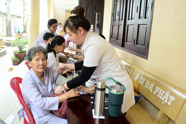 Dharma Talk “Ullmabana – the Filial Piety Season” – 92nd Seven-Day Retreat