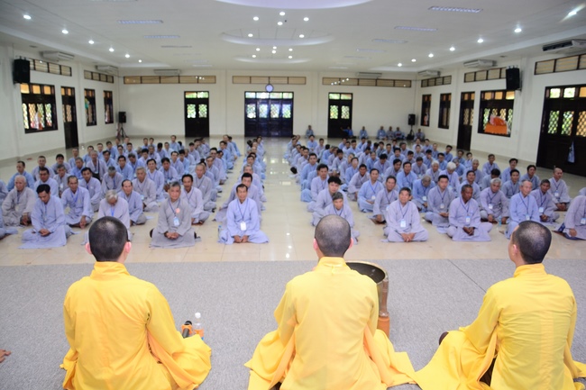 Dharma Talk “Ullmabana – the Filial Piety Season” – 92nd Seven-Day Retreat