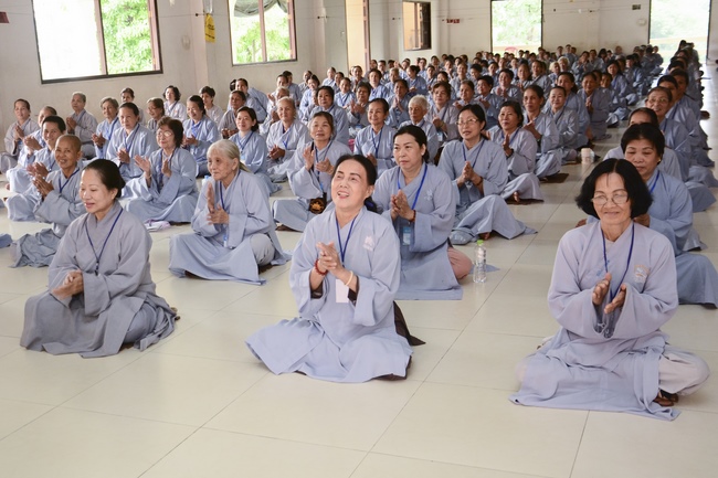 Dharma Talk “Ullmabana – the Filial Piety Season” – 92nd Seven-Day Retreat
