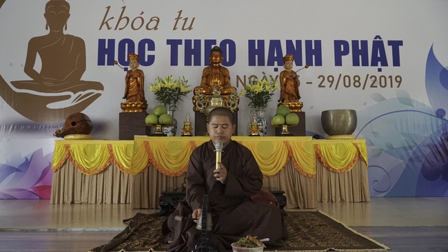 The 8th retreat “Learning the Practice as the Buddha Teachings” at Dong Cao Pagoda