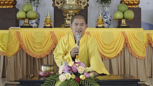 The 8th retreat “Learning the Practice as the Buddha Teachings” at Dong Cao Pagoda