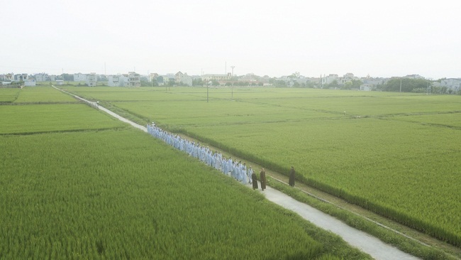 The 8th retreat “Learning the Practice as the Buddha Teachings” at Dong Cao Pagoda