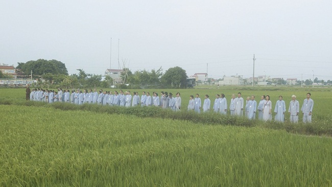 The 8th retreat “Learning the Practice as the Buddha Teachings” at Dong Cao Pagoda