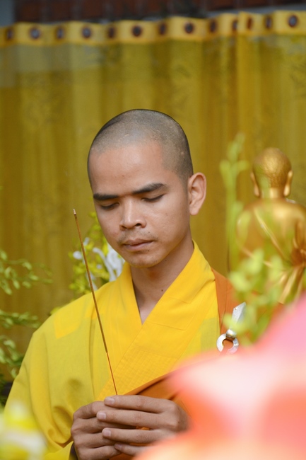 Visit the funeral Junior Ven. Thich Giac Kha at Duc Hoa Pagoda in Binh Duong