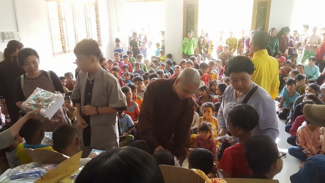 The charity trip in Binh Phuoc - Bao Loc