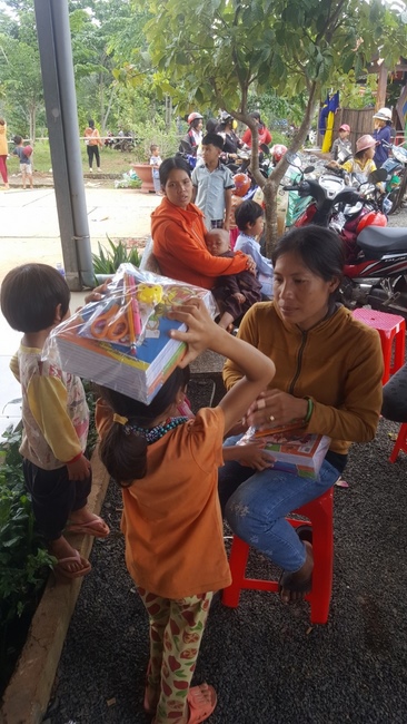 The charity trip in Binh Phuoc - Bao Loc