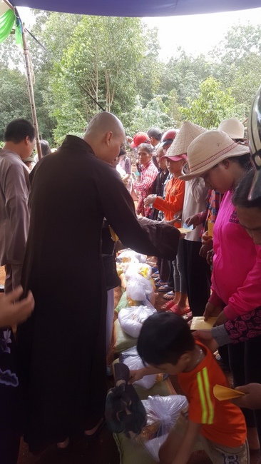 The charity trip in Binh Phuoc - Bao Loc