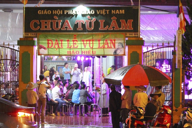 The charity trip in Binh Phuoc - Bao Loc