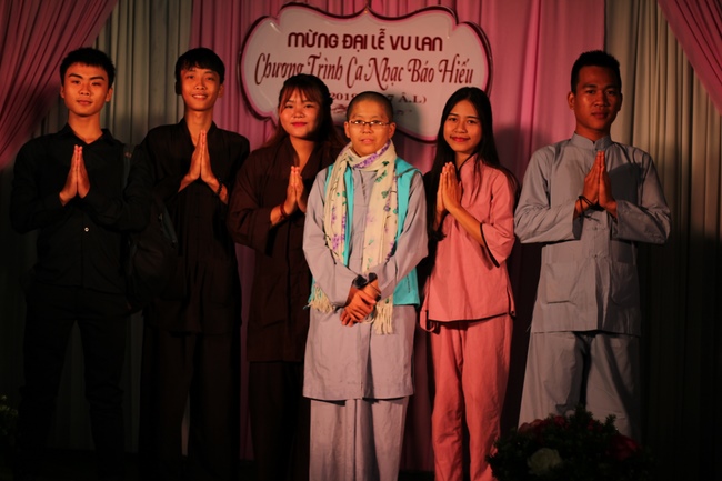 The charity trip in Binh Phuoc - Bao Loc