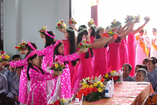 The charity trip in Binh Phuoc - Bao Loc