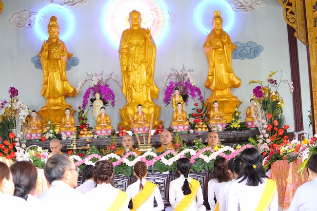 The charity trip in Binh Phuoc - Bao Loc