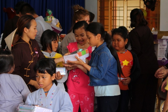 The charity trip in Binh Phuoc - Bao Loc