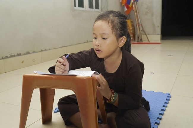 The first Buddha Dharma competition at Dong Cao Pagoda