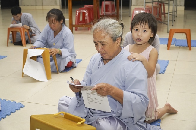 The first Buddha Dharma competition at Dong Cao Pagoda