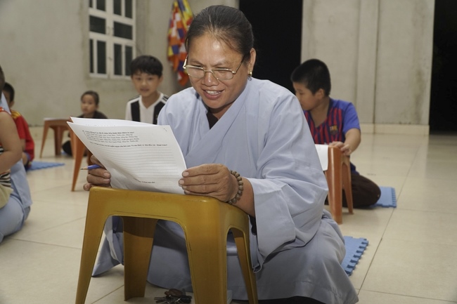 The first Buddha Dharma competition at Dong Cao Pagoda