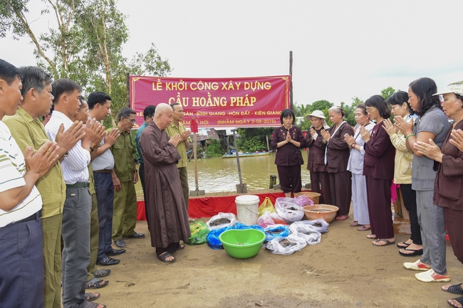 The beggining ceremony for construction of Hoang Phap bridge in Kien Giang