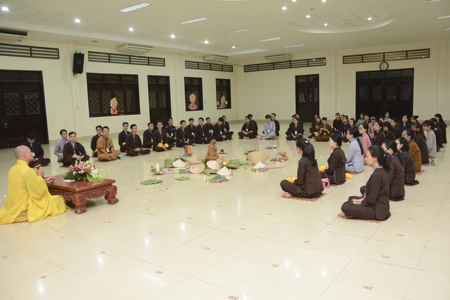 Five-star Real Estate Trading Joint Stock Company Taking Practice At Hoang Phap