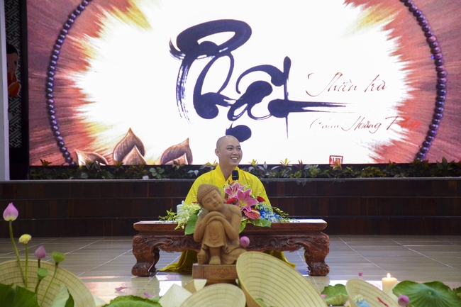 Five-star Real Estate Trading Joint Stock Company Taking Practice At Hoang Phap