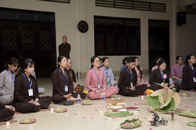 Five-star Real Estate Trading Joint Stock Company Taking Practice At Hoang Phap