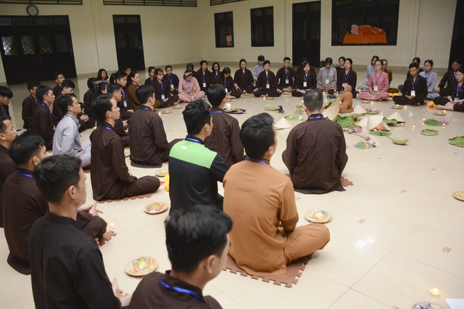 Five-star Real Estate Trading Joint Stock Company Taking Practice At Hoang Phap