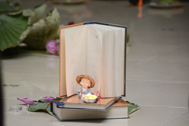 Five-star Real Estate Trading Joint Stock Company Taking Practice At Hoang Phap