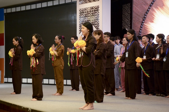 Five-star Real Estate Trading Joint Stock Company Taking Practice At Hoang Phap