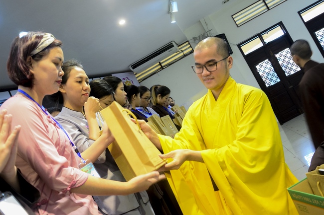 Five-star Real Estate Trading Joint Stock Company Taking Practice At Hoang Phap – The Second Day