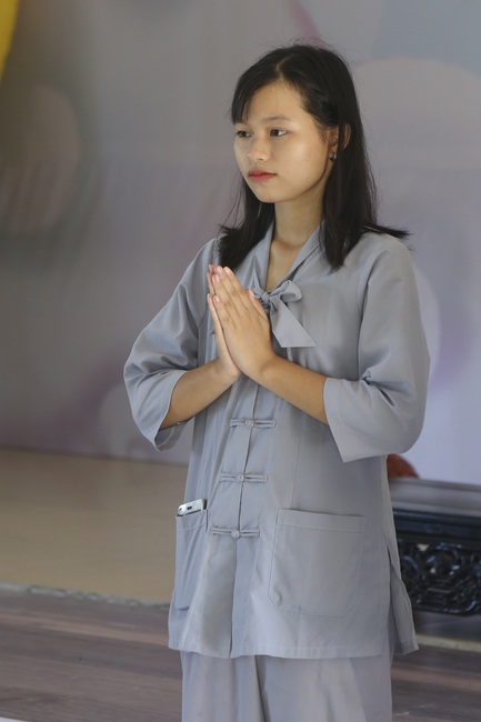 The retreat Sowing seeds lotus at Dong Cao Pagoda