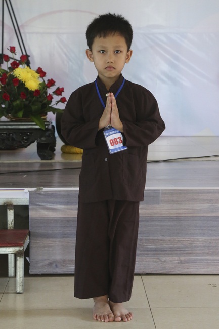 The retreat Sowing seeds lotus at Dong Cao Pagoda