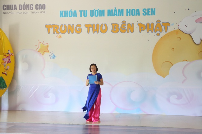 The retreat Sowing seeds lotus at Dong Cao Pagoda