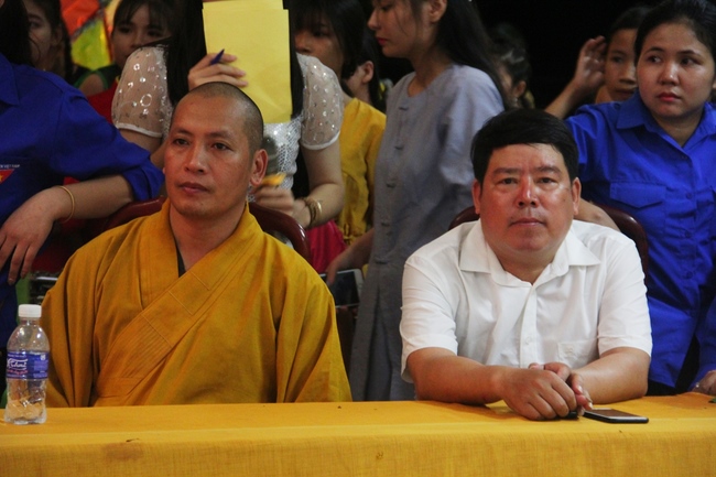 The Festival of Full Moon at Giai Lam Pagoda, in Ha Tinh