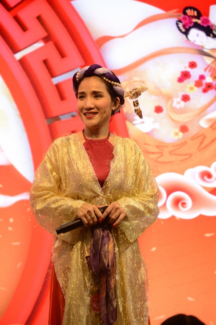 The show Mid-Autumn Festival Welcoming Full Moon with the Monks